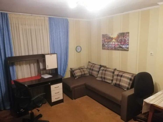 Космонавта Поповича 10а (Волкова), чудова кімната 17м2 з видом на ліс. Київ