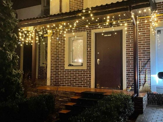 Таунхаус 162,5 м² з ремонтом і землею в закритому комплексі в Ірпені Ірпінь