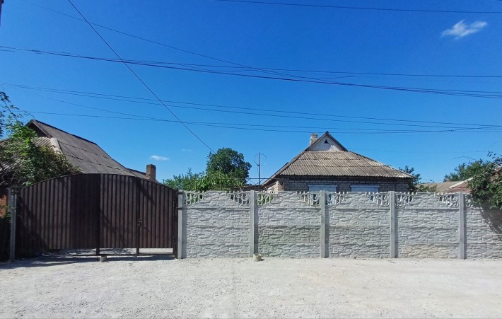 Дом, который Вы искали! Р-н "Ласточки", отличное расположение - фото 1