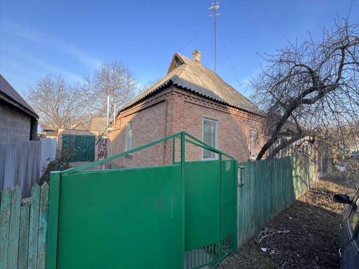 Окремий будинок в районі Південного вокзалу! - фото 1