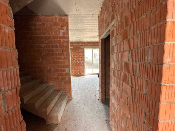 Таунхаус з керамоблоку в ІРПЕНІ- р-н Стоянка. 4 кімнати.Поруч садочок - фото 1