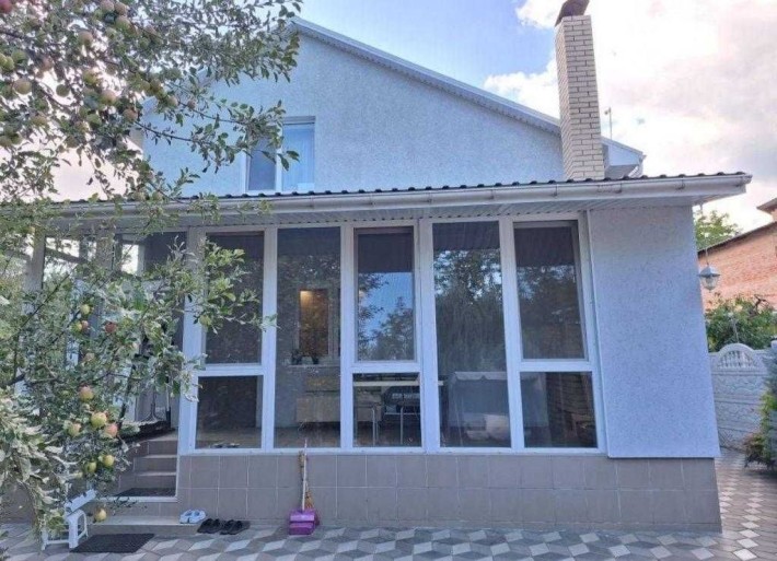 Вороніна. У продажу сучасний двоповерховий будинок - фото 1