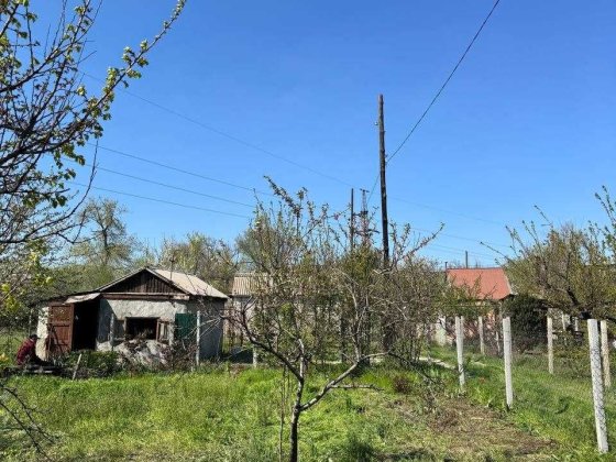 Продаж дачного будинку з ділянкою 7 соток, 16 кв. м Кривий Ріг