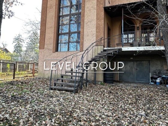 Продаж будинку 2-пов вул. Мечнікова м.Ірпінь Ділянка 10 соток Ірпінь