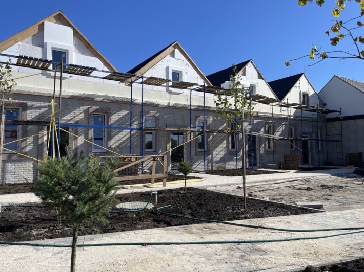 Вигідна інвестиція! ТАУНХАУС по ціні квартири-студії біля Києва - фото 1