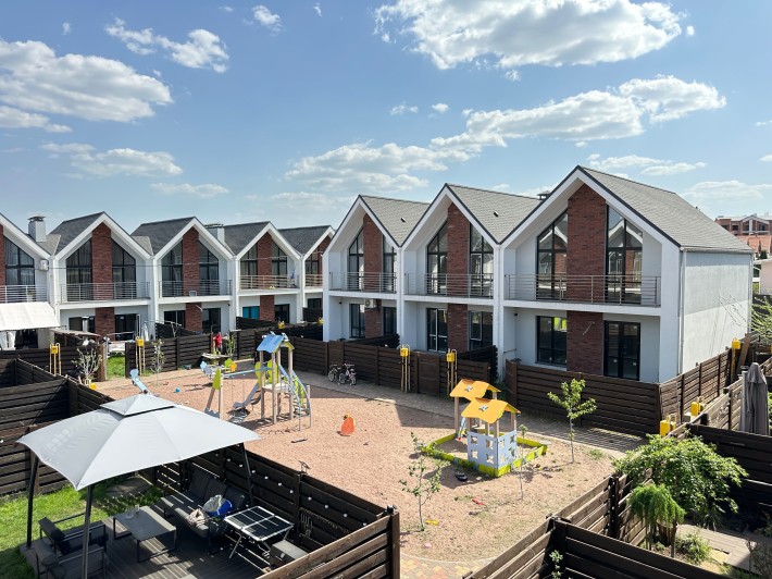 Таунхаус за супер ціною в КМ, з ГАЗом - фото 1