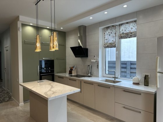 Дуплекс з якісним ремонтом в Бучі. 135 м2 на 3 сотках землі Буча