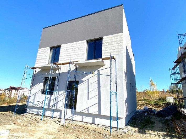 Продам будинок на Щасливому з міськими комунікаціями - фото 1