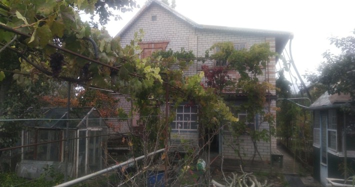 Продам дачу в хорошем состоянии - фото 1