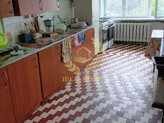 Продаж готельки в центрі Києва на вулиці Олександрівській Киев