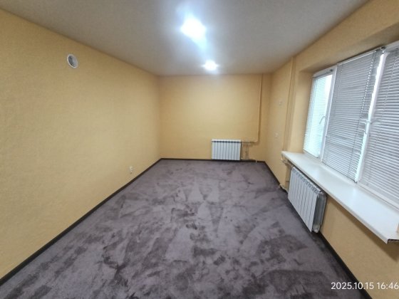 Продам простору кімнату Запорожье