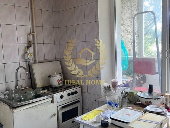 Продам готельку під ремонт на вул.Райдужна Киев