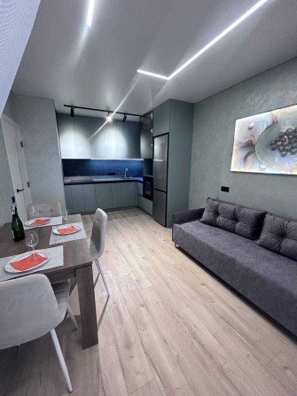 Продаж!!! 1 кімнатна квартира ЖК Варшавський Плюс низький поверх - фото 1