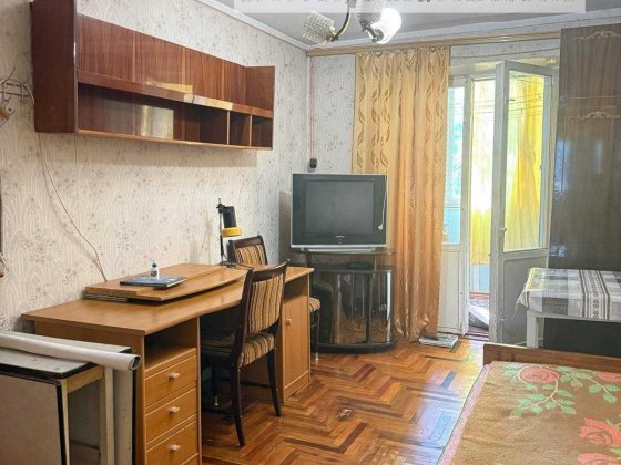 Продам 3-х кімнатну квартиру вул. Академіка  Олександрова