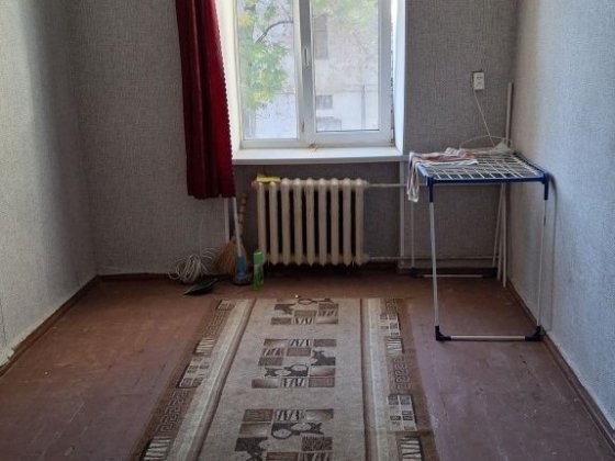 Продається  кімната в комунальній квартирі. Миколаїв