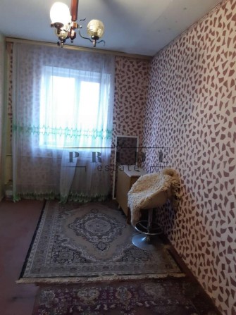 Продається кімната в комунальній квартирі 14 кв.м. Подільський район. - фото 1