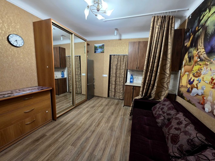 Продам кімнату у гуртожитку, Освіти 18, поруч КНУБА - фото 1