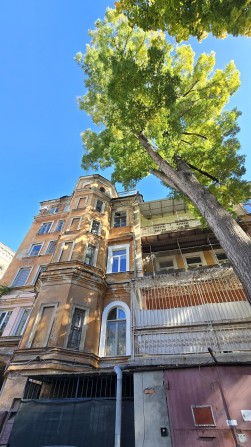 Маразлиевская/парк Шевченко Комната 28 кв. с возможностью выделения - фото 1