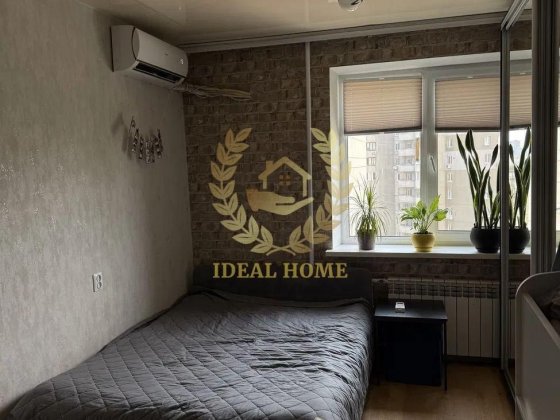 Продам кімнату в гуртожитку блочного типу в Дніпровському районі . Киев