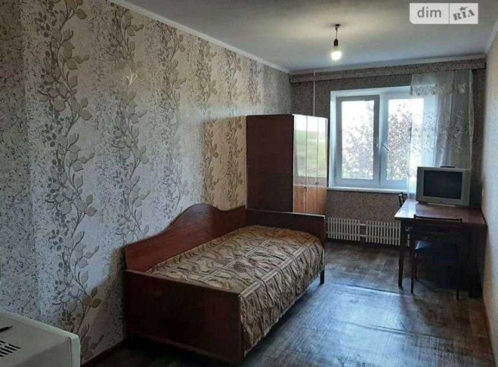 Продам гостинку 20 м2  Свой Санузел Жилое метро Индустриальна 5 мин OA - фото 1