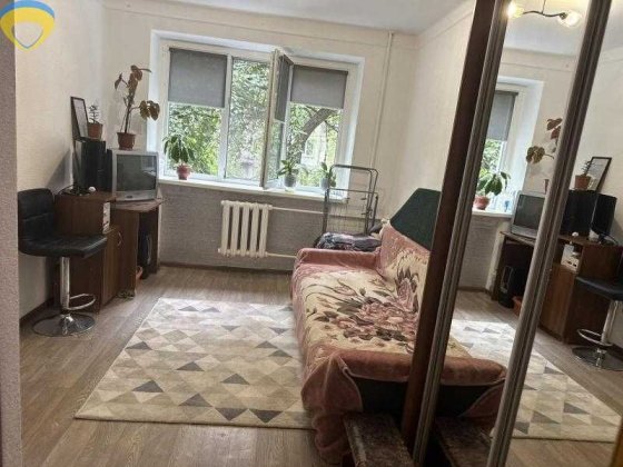 Комната с ремонтом на  Черемушках Одесса