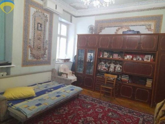 Продам 4 комнаты в коммуне в центре на улице Старопортофранковская. Одесса