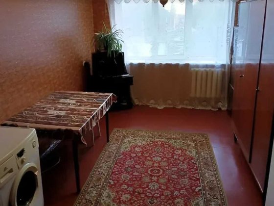 Продам гостинку со своим санузлом Жилое  3 этаж метро Индустриальна OA Харьков