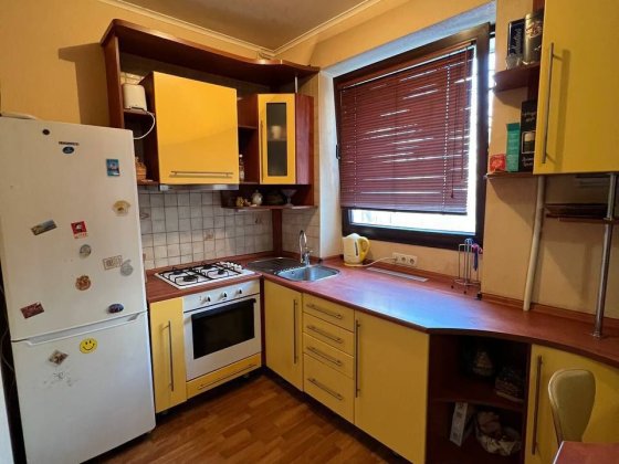 Продам 2 комнатую квартиру Центр пр. Науки сертификат Харків