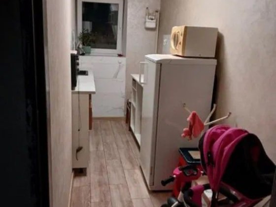 Продам выделенную комнату в коммуне, возле моря. Одесса