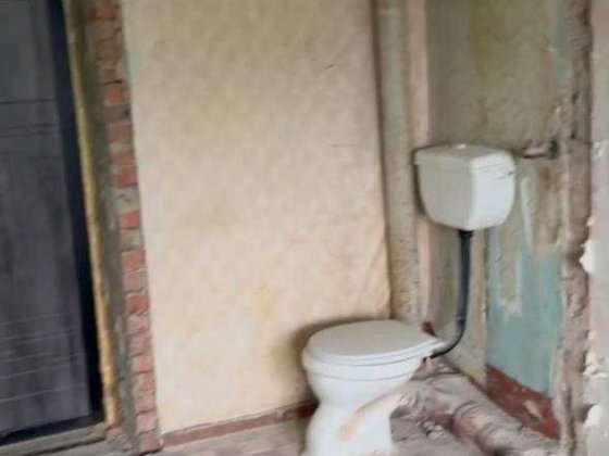 Продам кімнату без ремонту. Ладижин