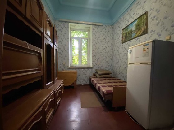 Пропонується до продажу кімната у 2-х кімн квартирі в центрі міста. Одесса