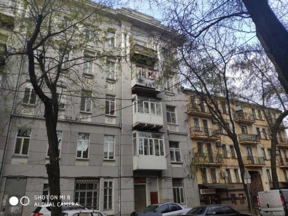 Продам кімнату у комунальній квартирі Одесса