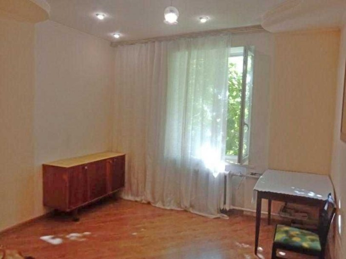 Продам гостинку на Лысой Горе с капитальным ремонтом - фото 1