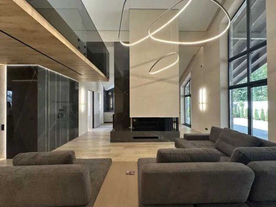 Будинок у котеджному містечку з дизайнерським ремонтом, новий! Буча