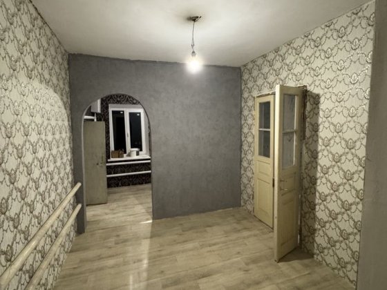 Продається будинок в центрально - міському районі . Кривий Ріг