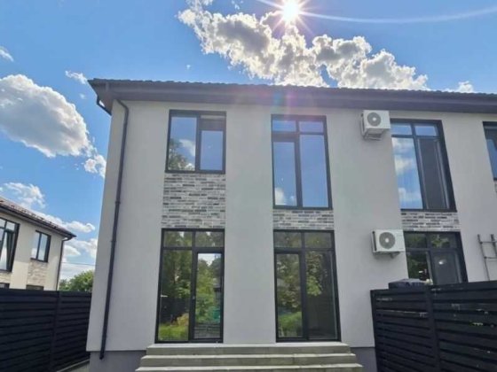 Дуплекс 130 м², 2.3 сотки землі. Поруч з парком Стельмаха Ірпінь