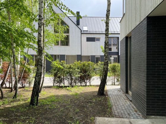 Неймовірно чудовий дуплекс в оточенні берез Стоянка Ірпінь