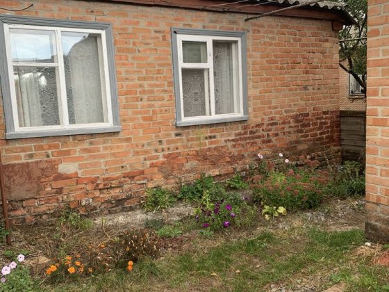 Продам отдельно стоящий дом в Вакуленцах Полтава