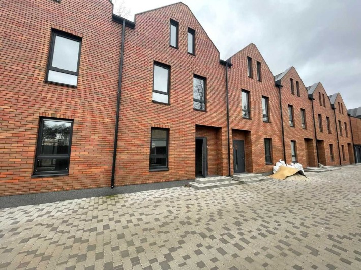 Таунхаусу в центральній частині Бучі без%!! - фото 1