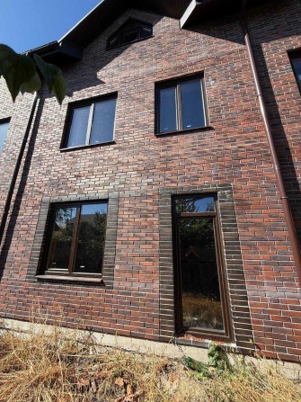 Продаж готового таунхауса в центрі Ірпеня. Газ - фото 1