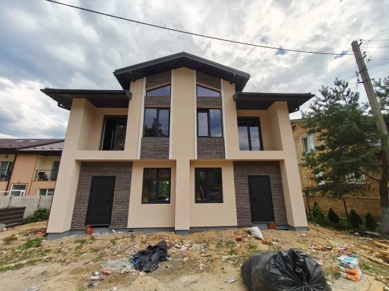 Цегляний дуплекс в новому районі Ірпеня 125 м.кв. 3.5 сотки Ірпінь