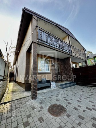 Шикарний будинок з ремонтом! Мінімальне оформлення, 2 сотки, підвал! - фото 1