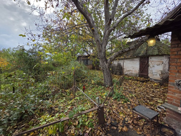 Участок  с постройками ул. Фестивальная, 9 (бывш. Российская) - фото 1