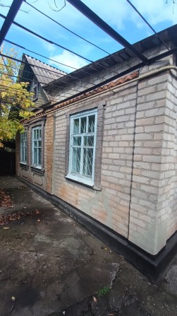 Будинок на вул Пилипа Орлика (район Пісочної) - фото 1