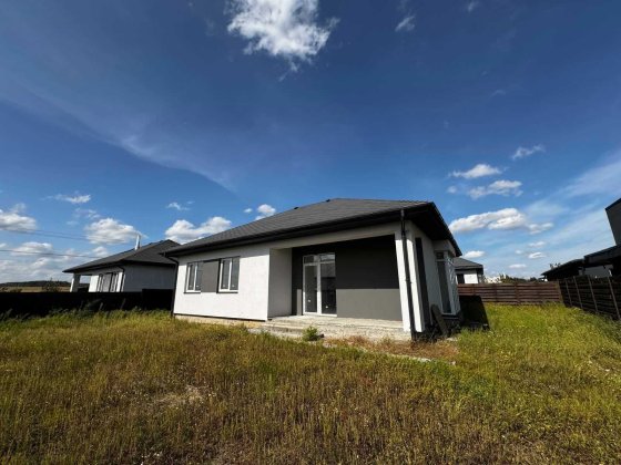 Продаж окремого будинку на ділянці 5 соток Ірпінь