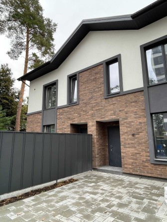 Таунхаус в центрі з ділянкою   єОселя, Сертифікат - фото 1