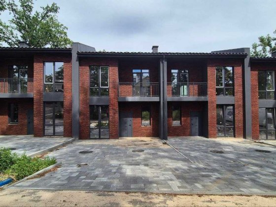 Таунхаус в Ірпені біля парку Незнайки в затишній та зеленій локації Ірпінь