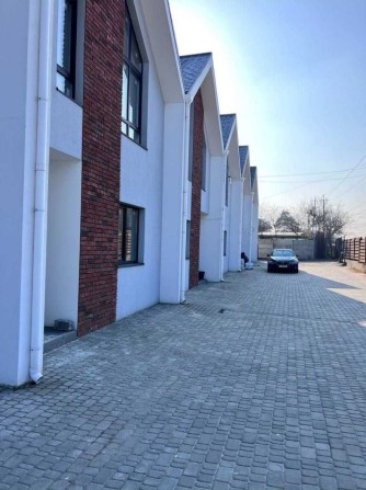 Продам готовий таунхаус у місті Ірпінь - фото 1