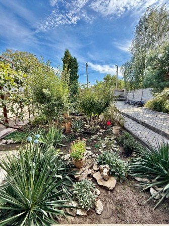 Продам Будинок з Банним Комплексом Номерами Альтанкою - фото 1