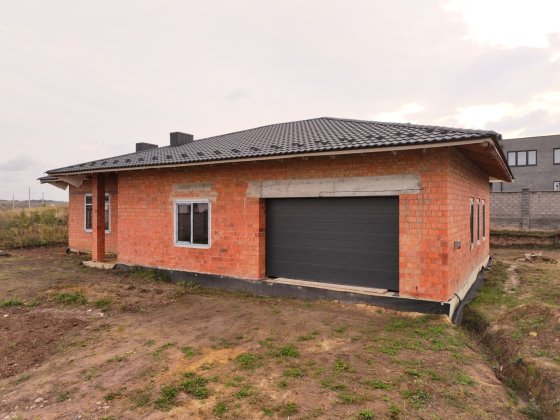 Продам окремий будинок, 180м2, 8 соток, р-н Райського саду Рівне